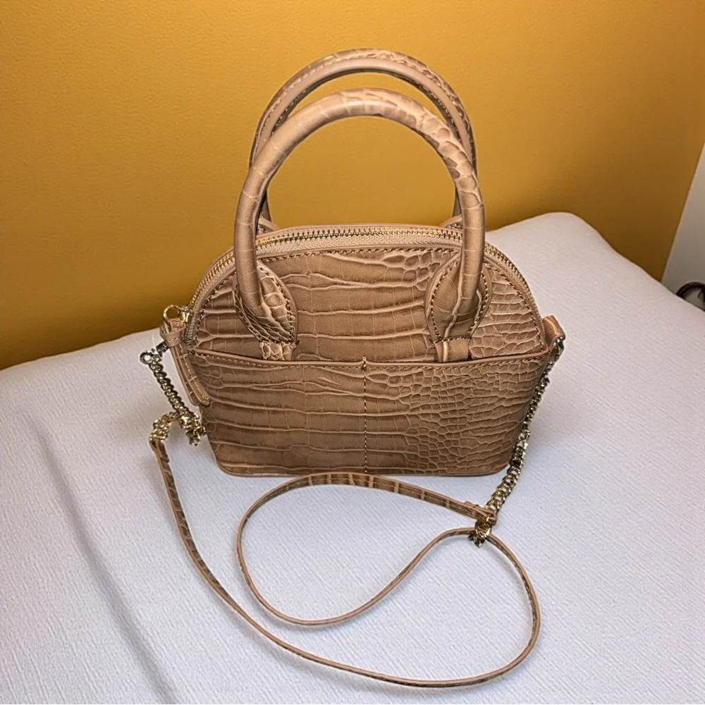 Zara Elegant Tan Crocodile-Embossed Handbag - Picture 13 of 14